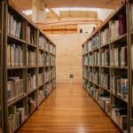 Curiosidades De Las Bibliotecas: Descubre La Historia Y Curiosidades De Estos Espacios Culturales